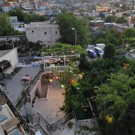 Unicorn Cave 2* Γκόρεμε